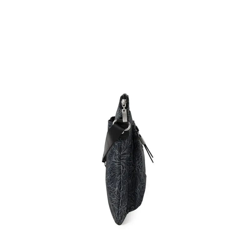 Baggallini Go Bagg With RFID Phone Wristlet