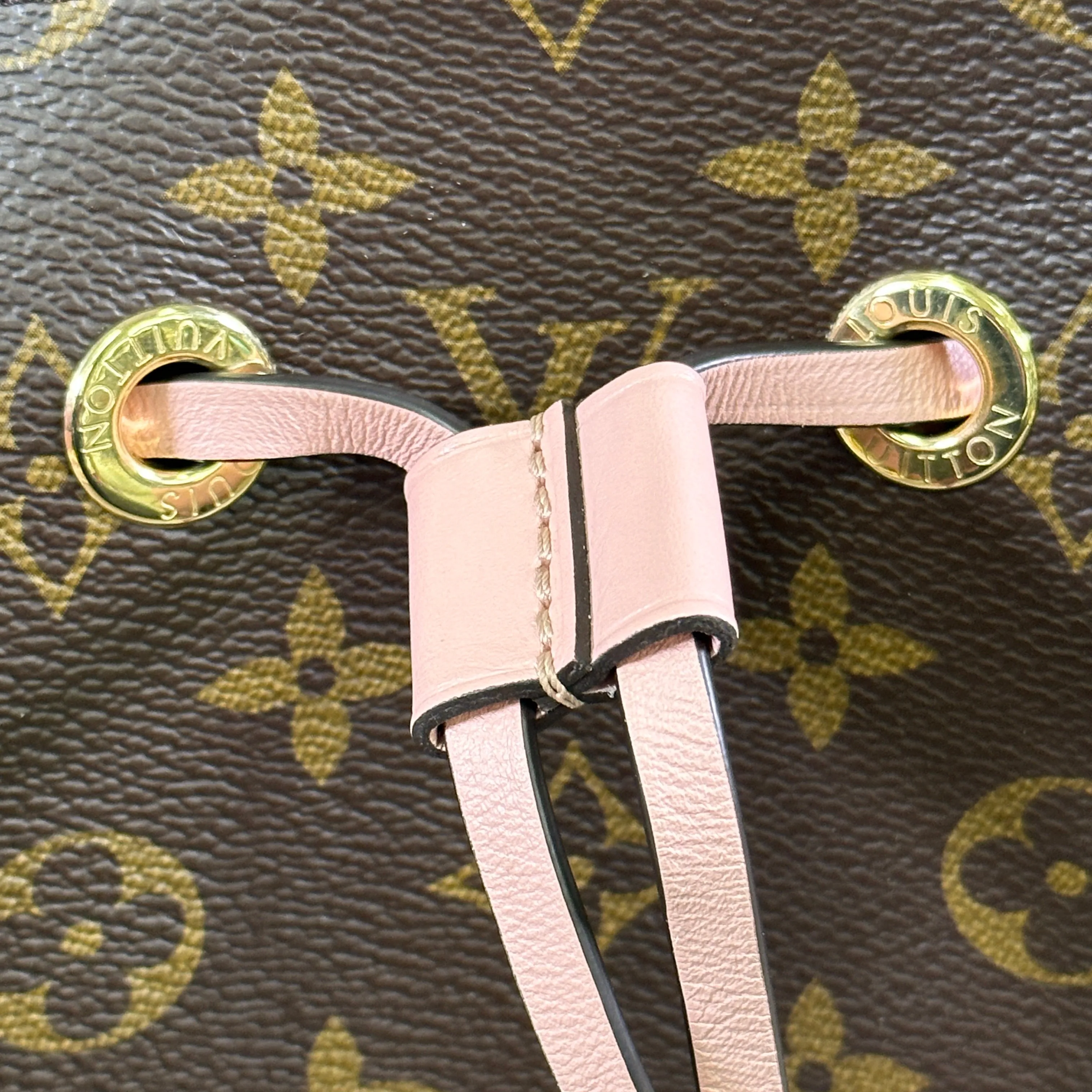 Louis Vuitton NéoNoé Monogram - Rose Poudre