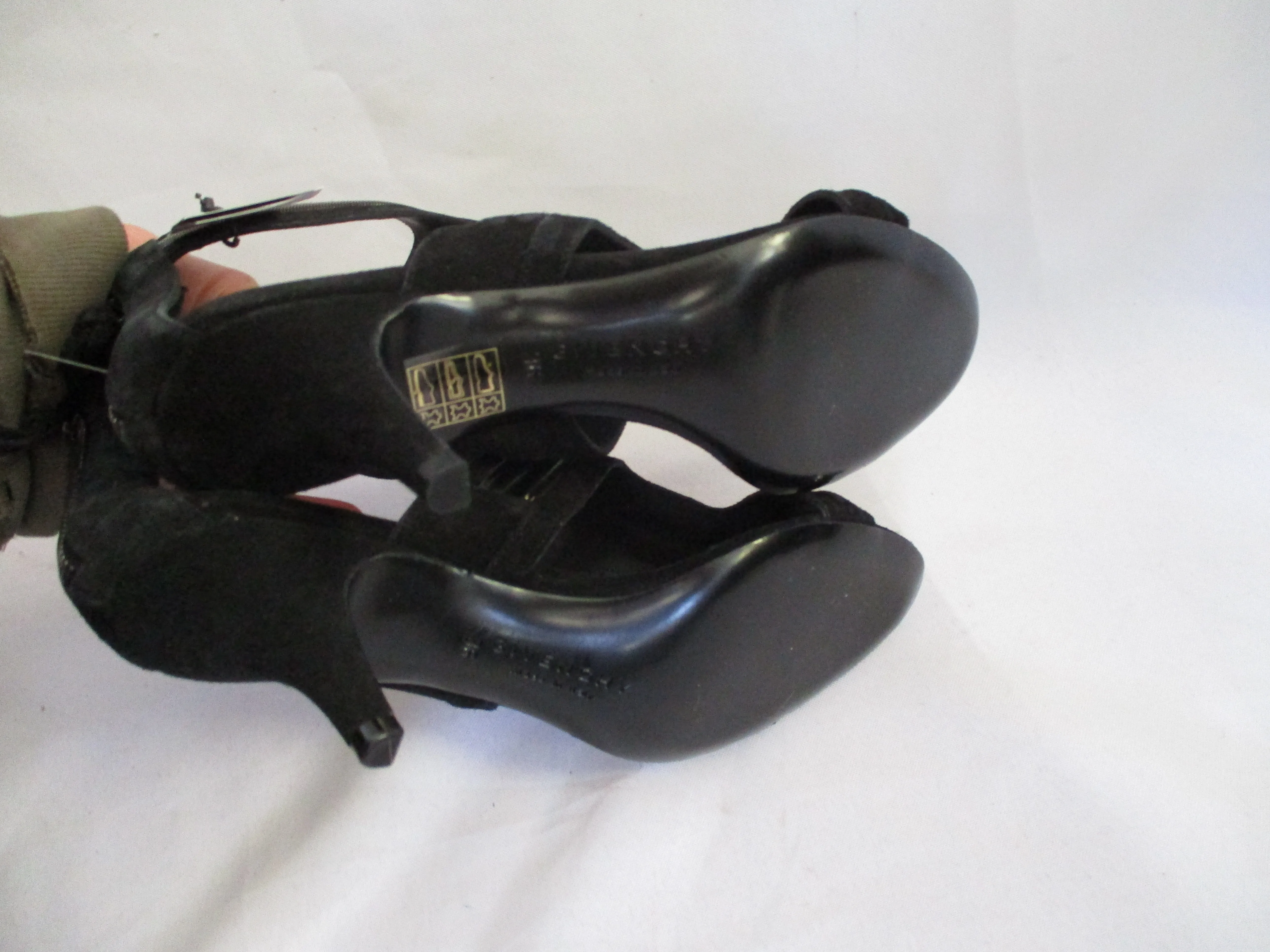 NEW GIVENCHY Suede Sandal Shoe Heel Serpentine Chain 36 BLACK NWT  Womens