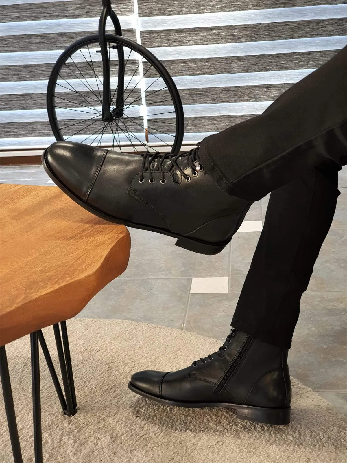 Spiez Black Boots