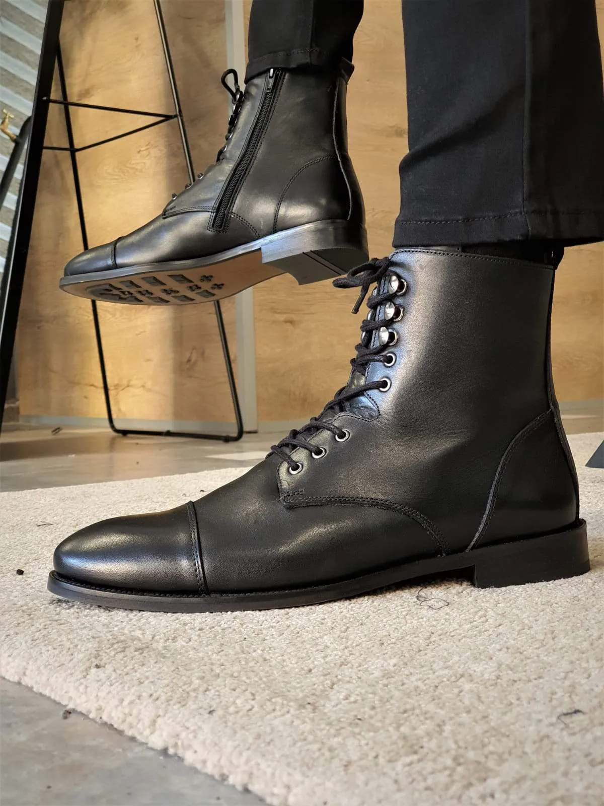 Spiez Black Boots