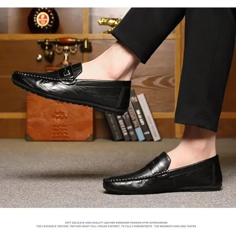 Spring Autumn Men Dress Shoes White Loafers Leather Casual Shoes Slip on Moccasin Shoes  Zapatos Casuales Designer Loafers Men