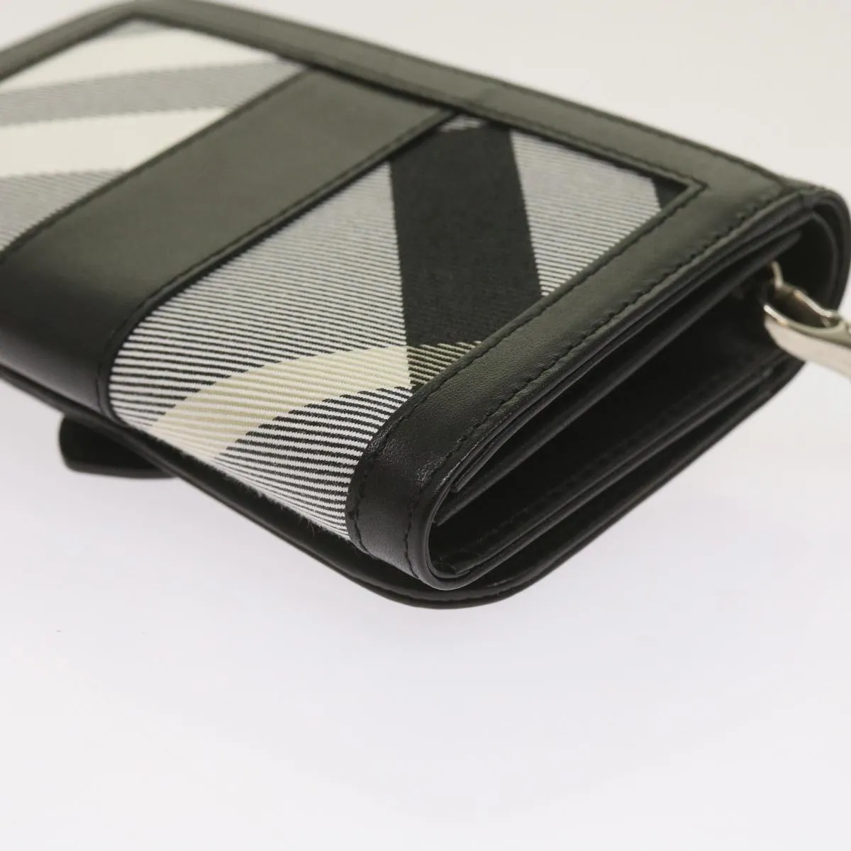 Trendy Inspired Burberry Nova Check Wallet Nylon Gray Black Auth Bs12103