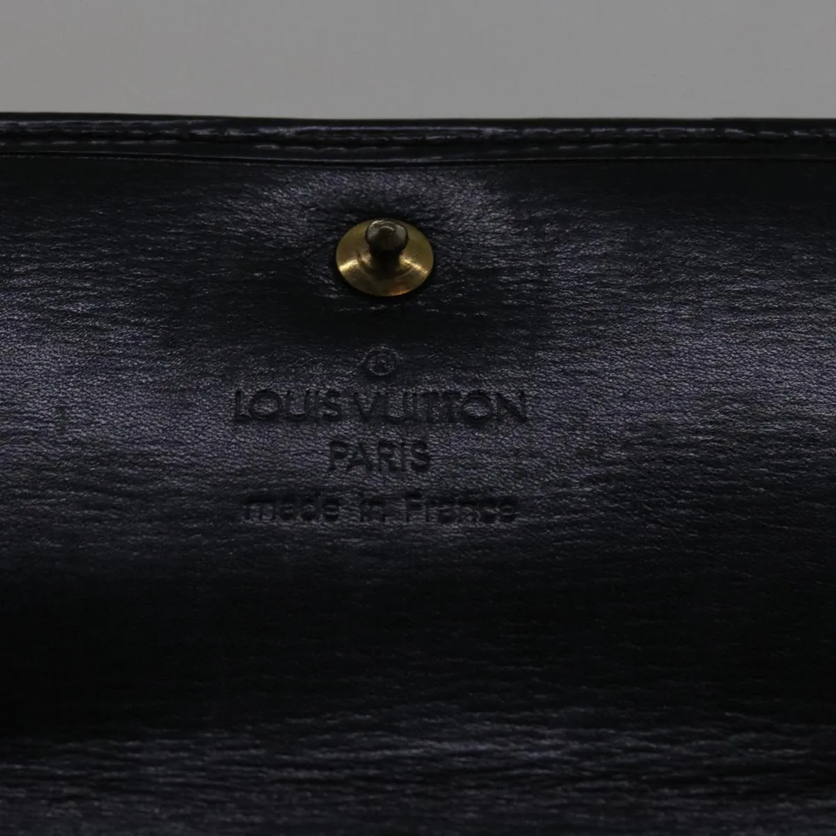 Trendy Inspired Louis Vuitton Epi Pochette Porte Monnaie Credit Wallet Noir M63572 Lv Auth 56119