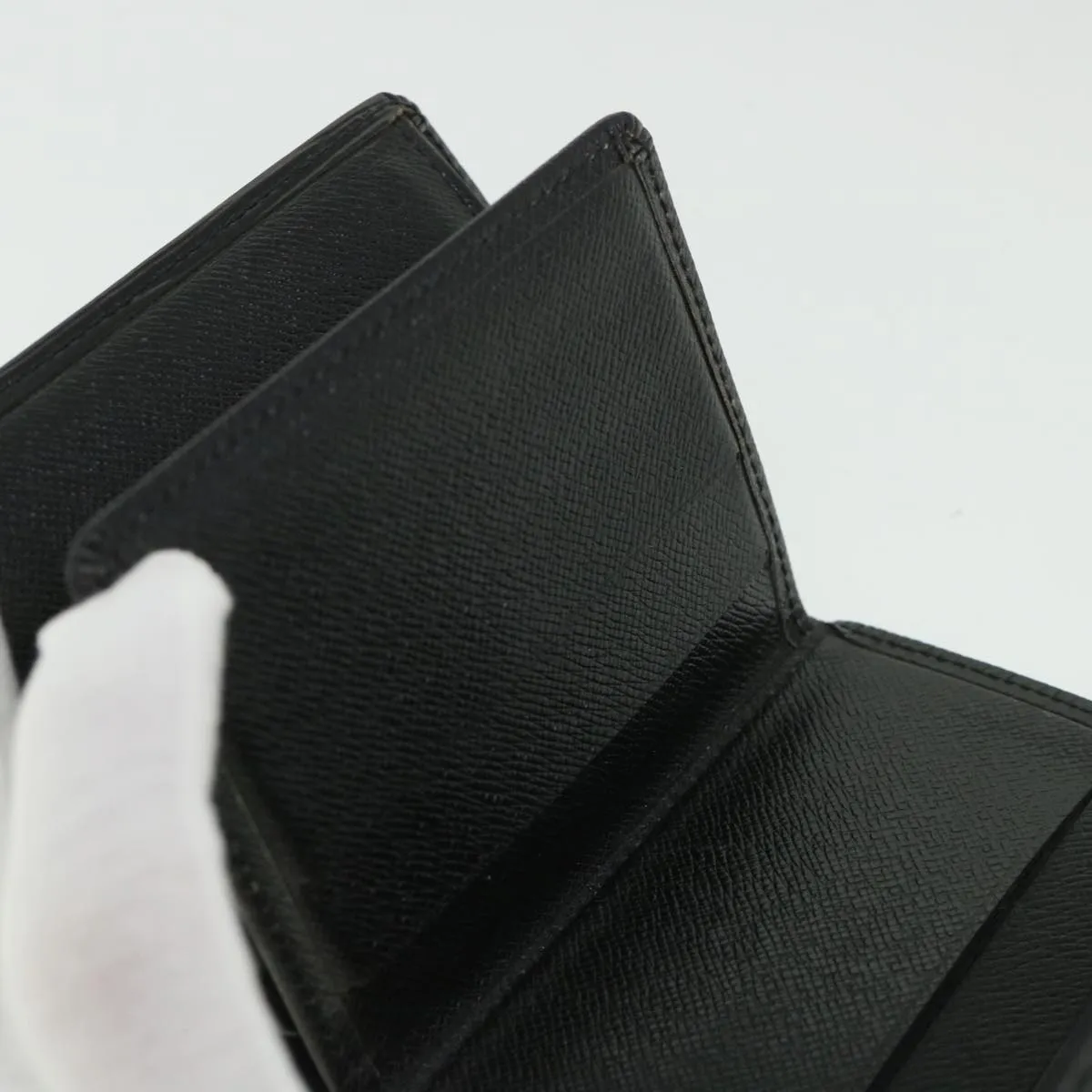 Trendy Inspired Louis Vuitton Epi Porte 12 Cartes Crdit Trifold Wallet Noir M63472 Lv Auth 56121