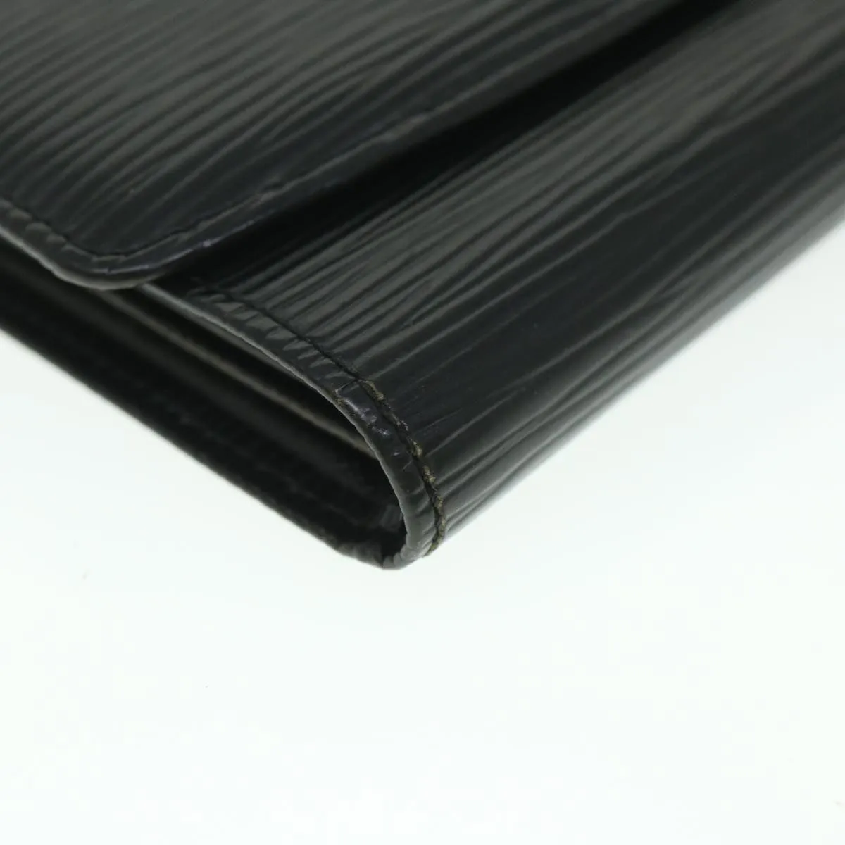 Trendy Inspired Louis Vuitton Epi Porte 12 Cartes Crdit Trifold Wallet Noir M63472 Lv Auth 56121