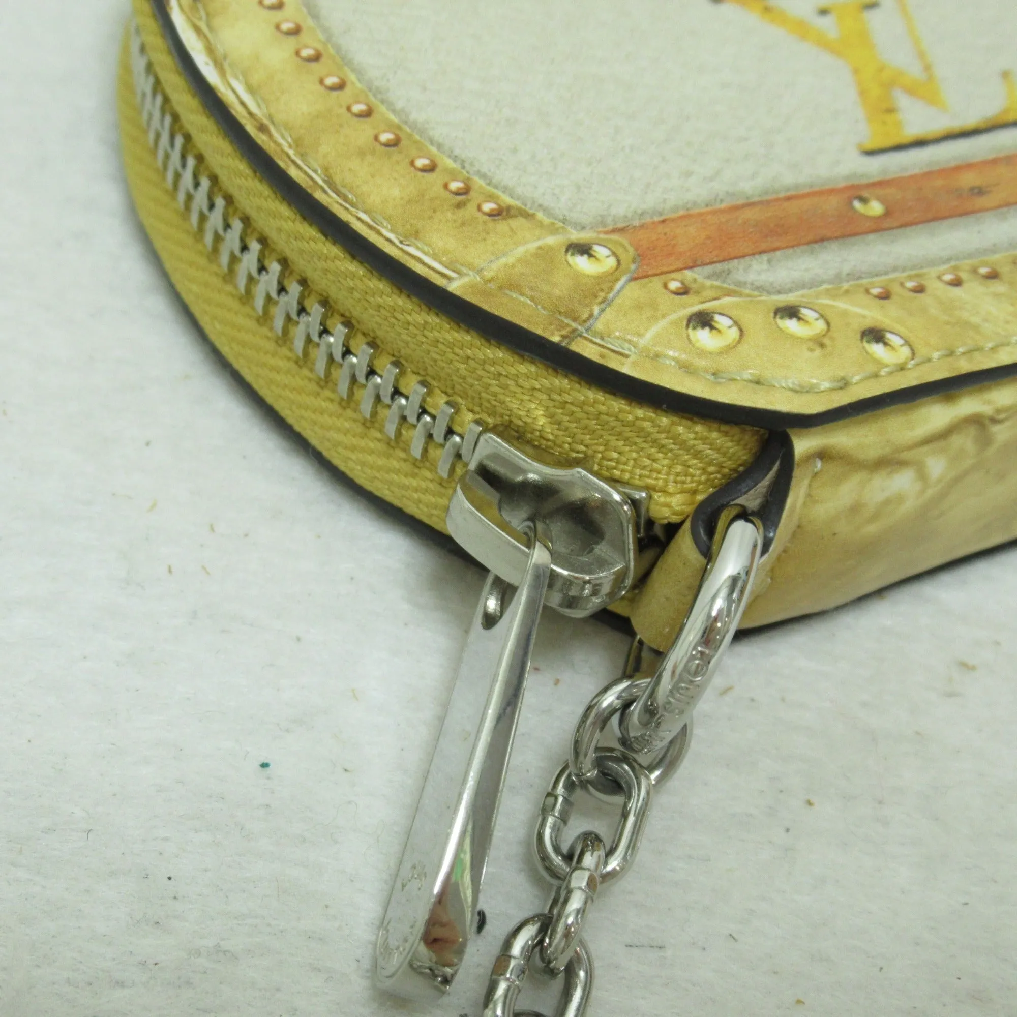 Trendy Inspired Louis Vuitton Micro-bowat-shapo Beige Transformed M52747