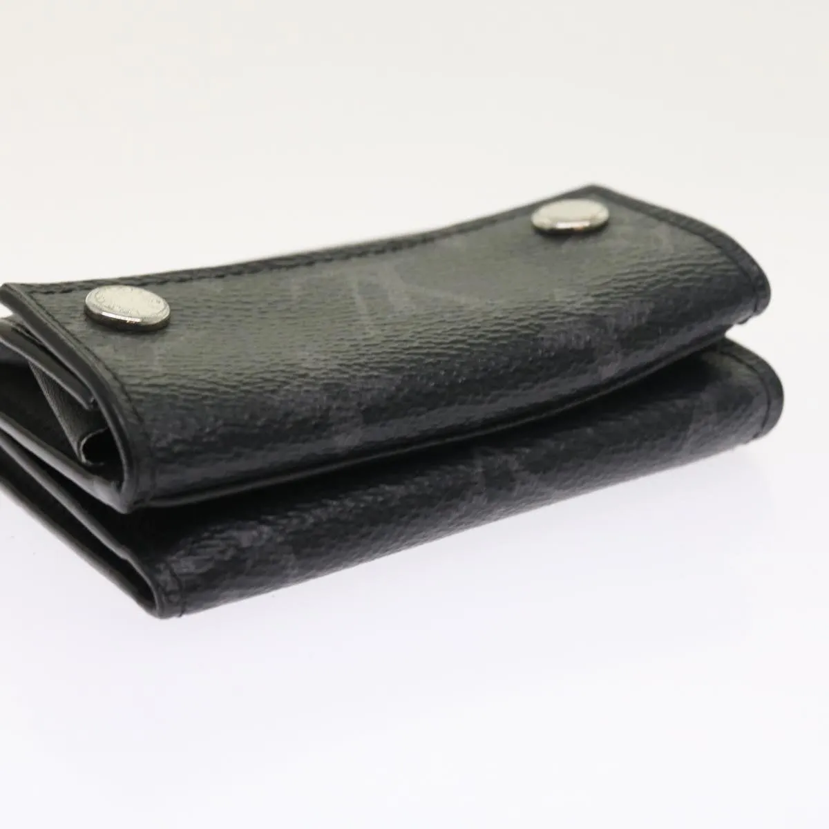 Trendy Inspired Louis Vuitton Monogram Eclipse Discovery Compact Wallet M67630 Lv Auth 54538