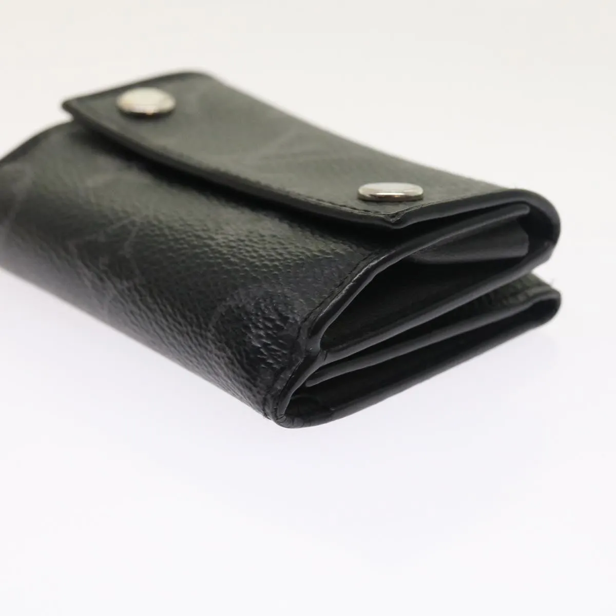 Trendy Inspired Louis Vuitton Monogram Eclipse Discovery Compact Wallet M67630 Lv Auth 54538