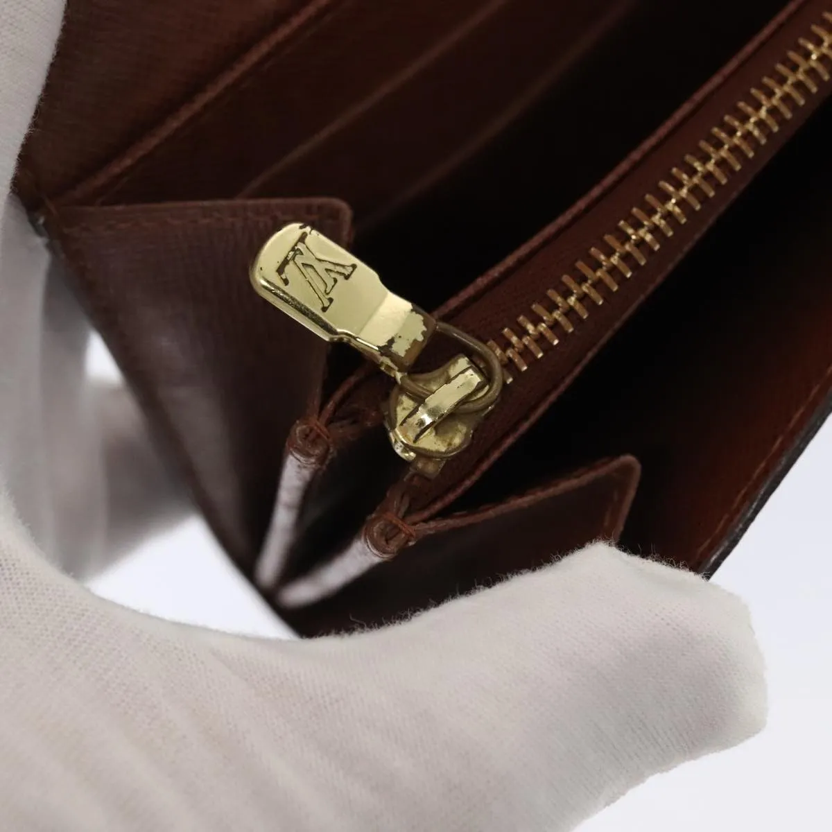 Trendy Inspired Louis Vuitton Monogram Portefeuille Sarah Long Wallet M60531 Lv Auth Bs17395