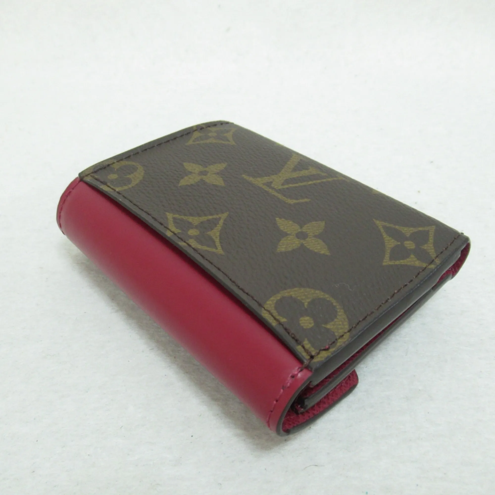 Trendy Inspired Louis Vuitton Portefeiulle Zoe Tri-fold Wallet Brown Bordeaux System Fuschia Monogram Pvc Coated Canvas M62932