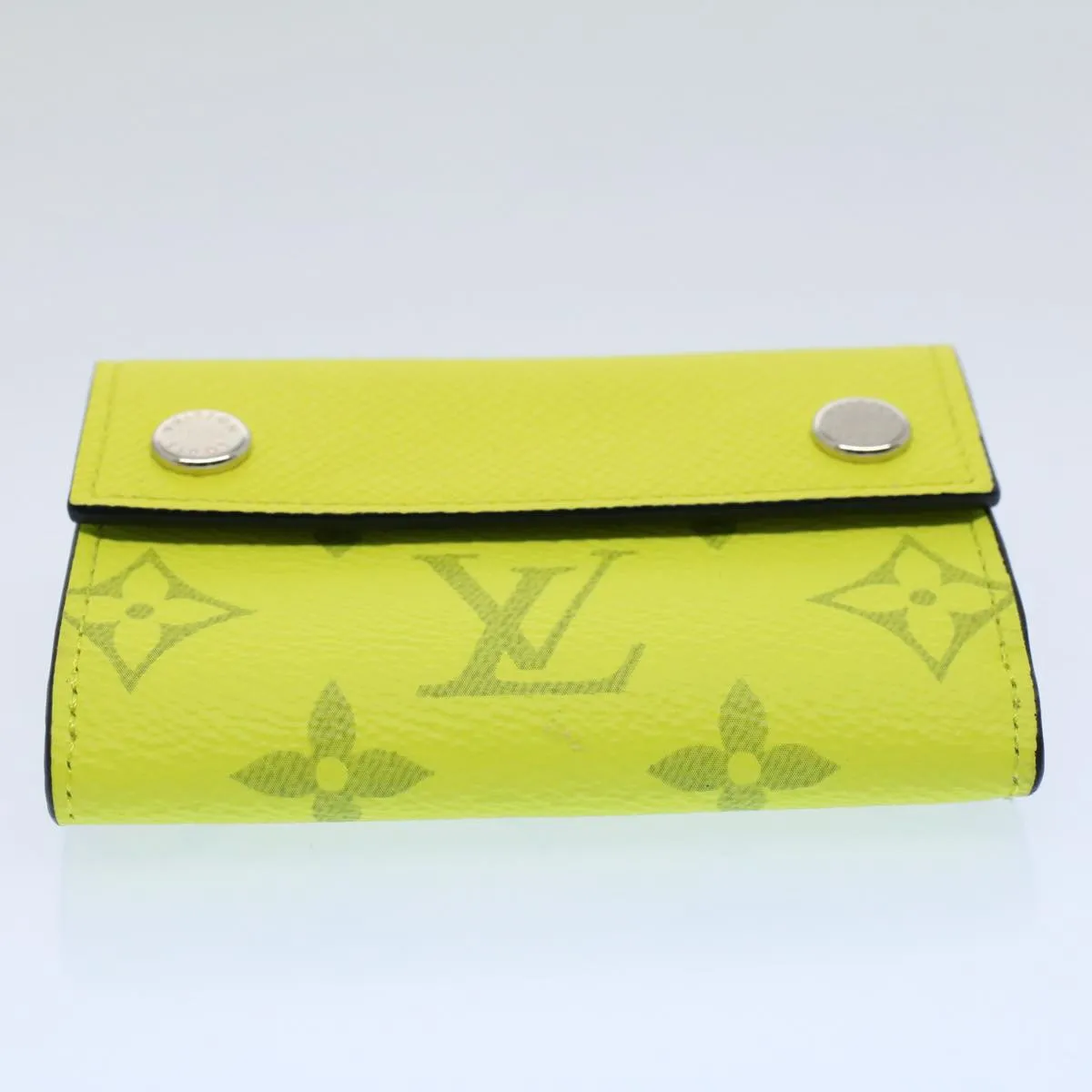 Trendy Inspired Louis Vuitton Taigalama Discovery Compact Wallet Jaune M67629 Lv Auth Ac2214